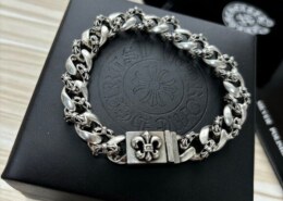 The Influence of Chrome Hearts Jewelry on Contemporary Accessories